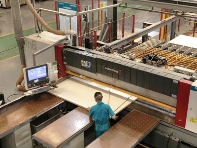 “防疫泡泡”抓生產⑥ | “閉環”拼經濟 崇州企業生產忙